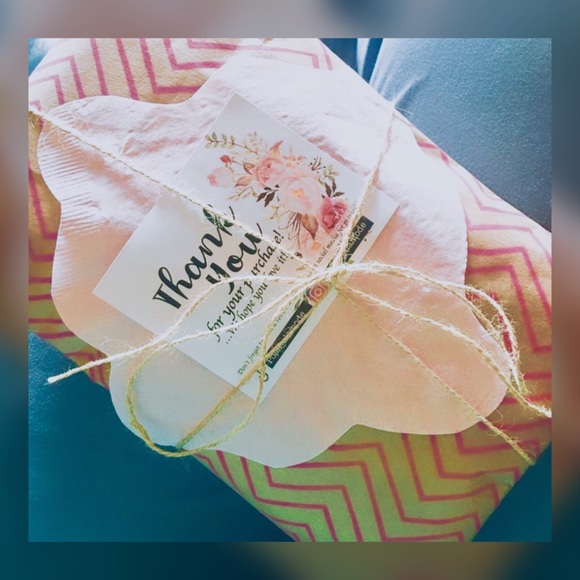 Welcome to my closet! - Picture 2 of 7